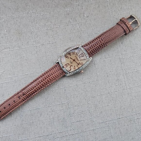 Strada Ldies Wristwatch Brown Leather Band Japan Quartz Movement Analog Watch - Picture 9 of 12